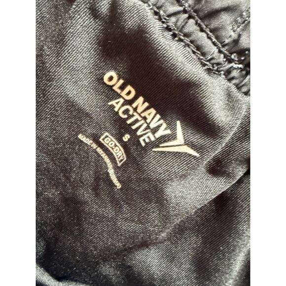 Old Navy Active Parrot Athletic Shorts Size Small - Picture 4 of 5